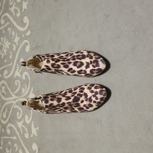 Old Navy Leopard print ankle boots